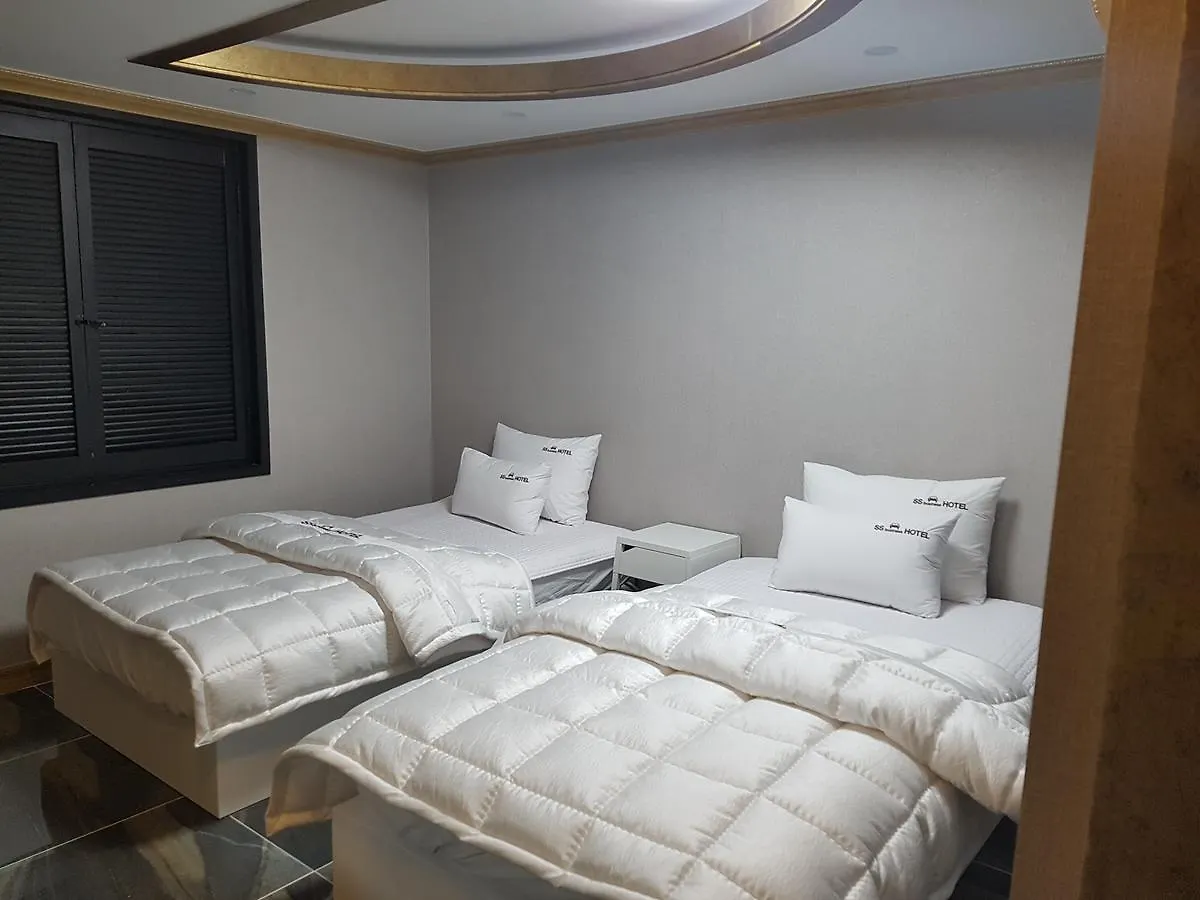 Business Hotel Gangseo Ciudad Metropolitana de Ciudad Metropolitana de Busan 3*,  Corea del Sur
